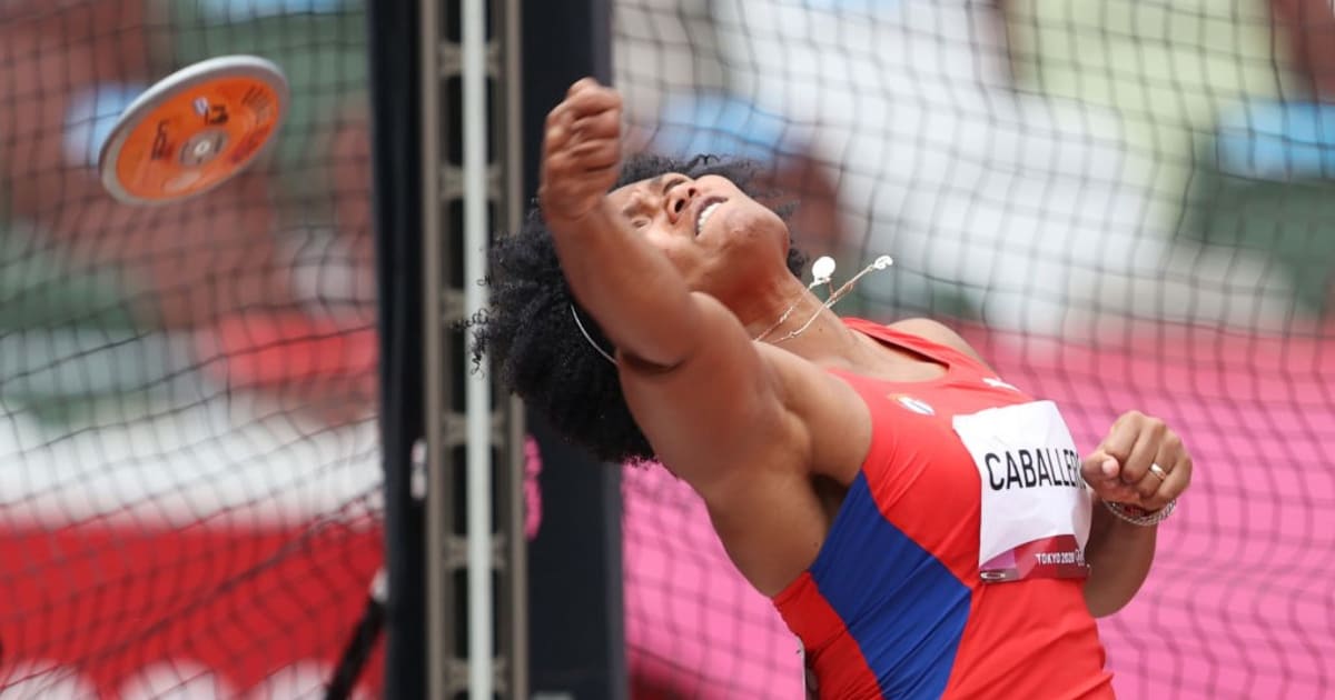 Women's Discus Throw Qualifying A & B - Athletics | Tokyo 2020 Replays