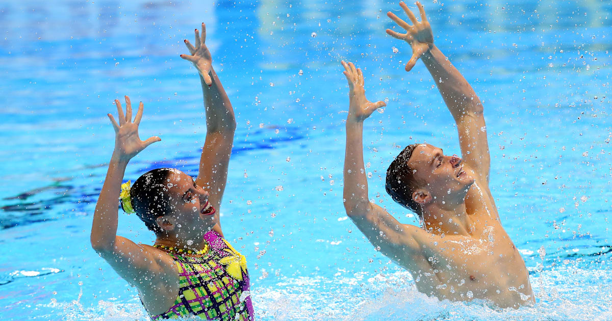 Russia's first male artistic swimmer Aleksandr Maltsev