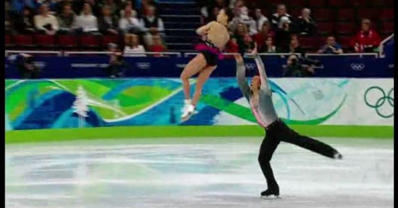 中国ペアが金 フィギュアスケート